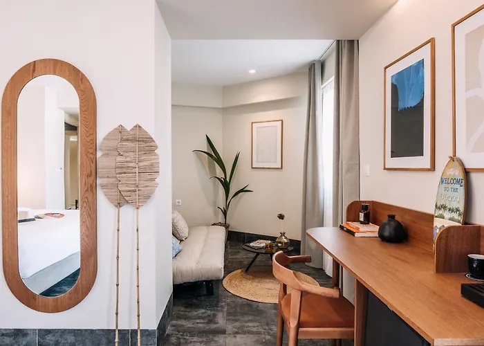 Dave By The Loutráki